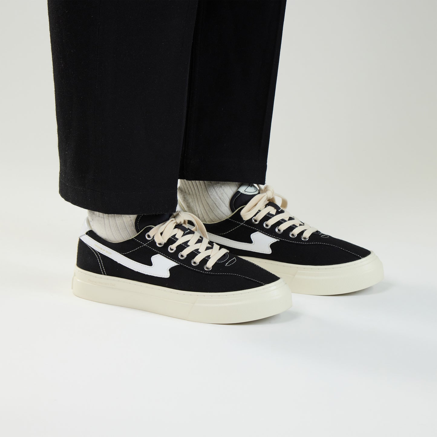 DELLOW S-STRIKE CUP CANVAS BLACK-WHITE