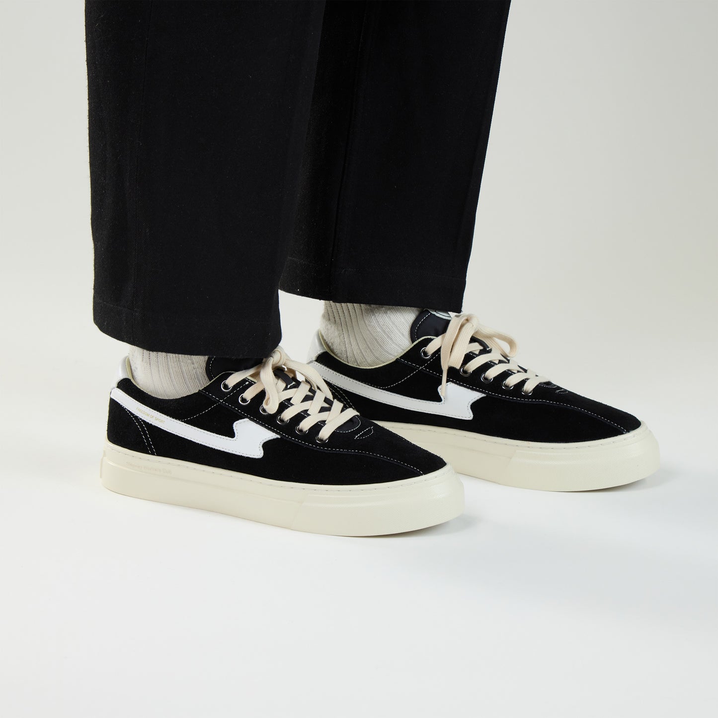 DELLOW S-STRIKE CUP SUEDE BLACK-WHITE
