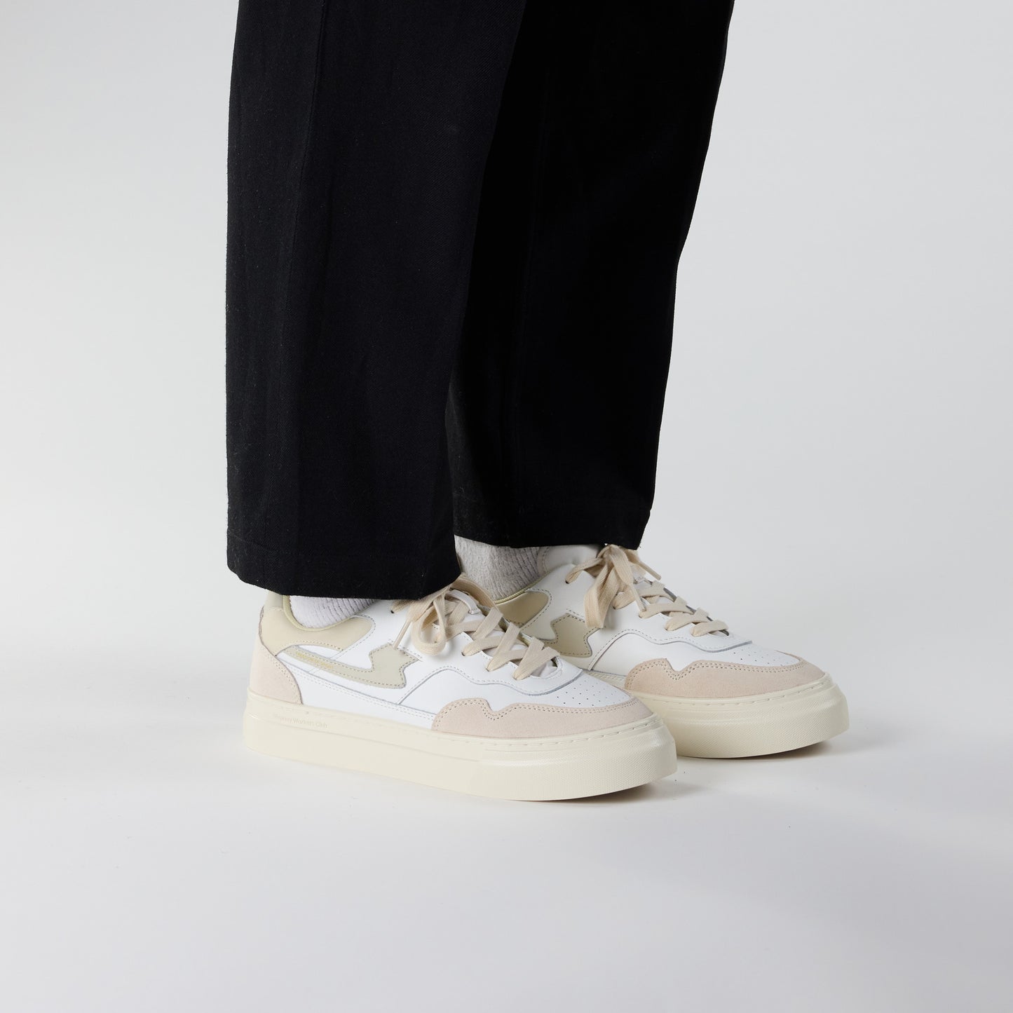 PEARL S-STRIKE LEATHER SPRING WHITE
