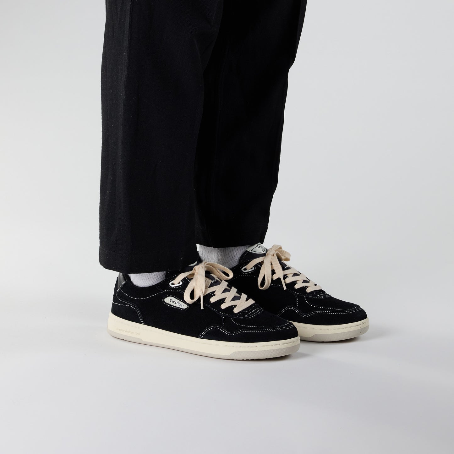 PRO-CUP 01 SUEDE BLACK