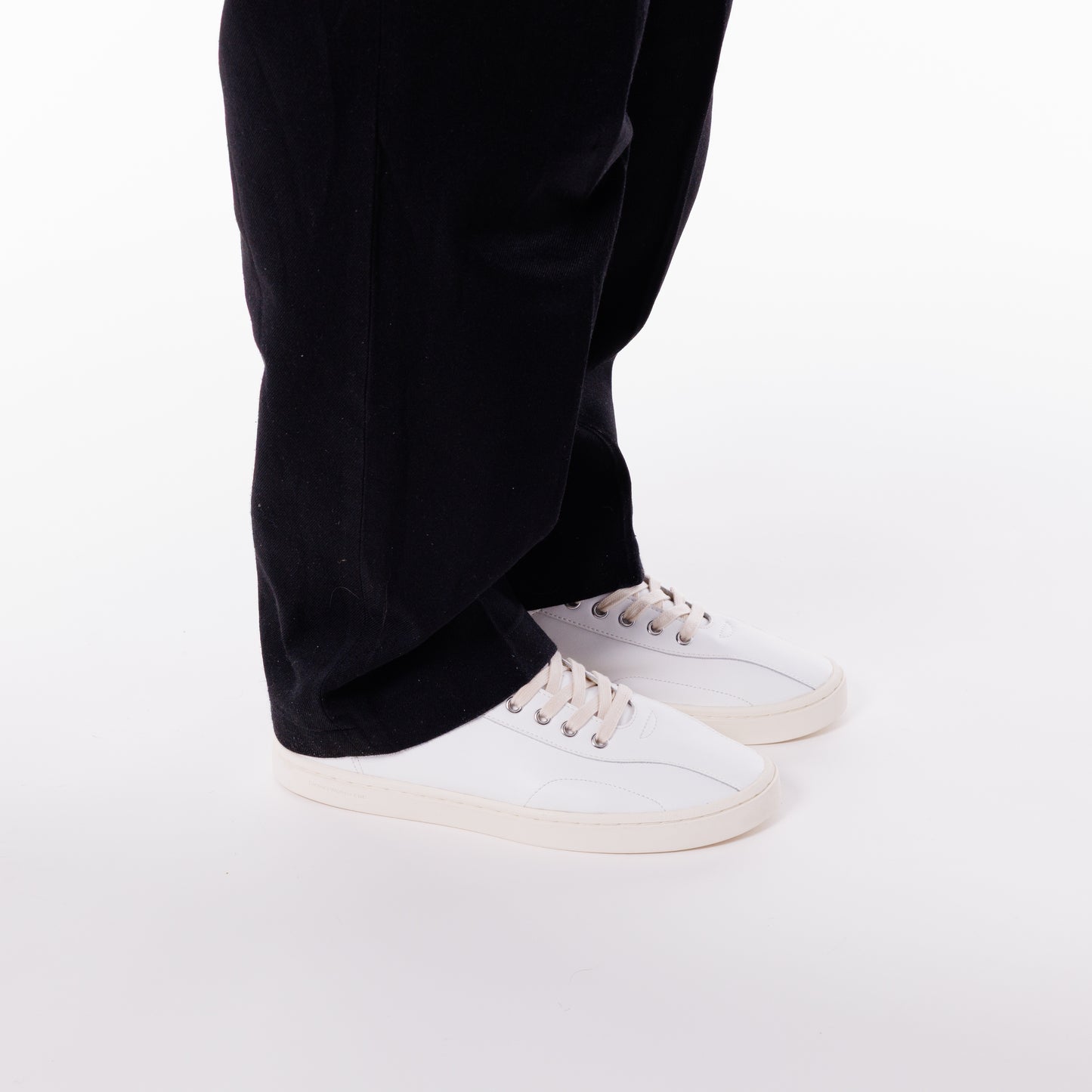 SURMA LEATHER WHITE
