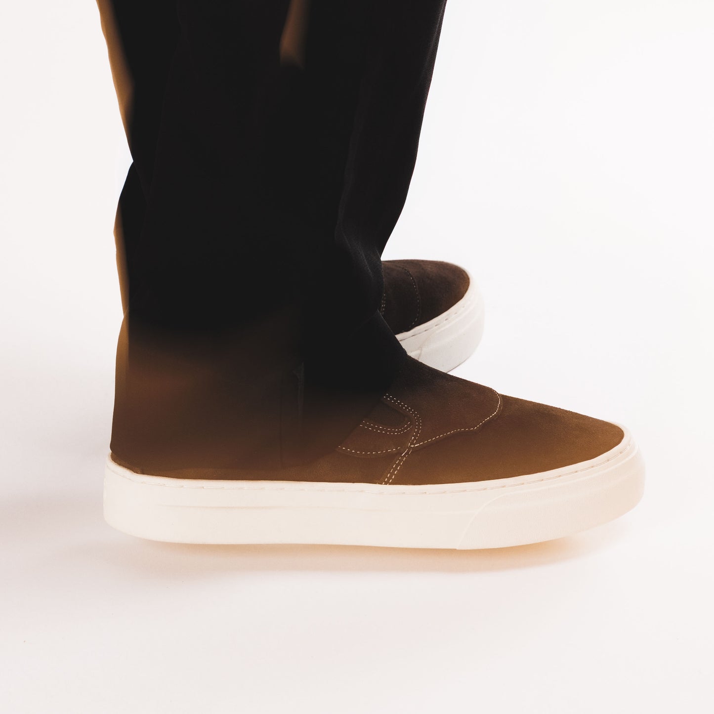 OM8a - Lister UL Omni - Reverse Suede - Coffee