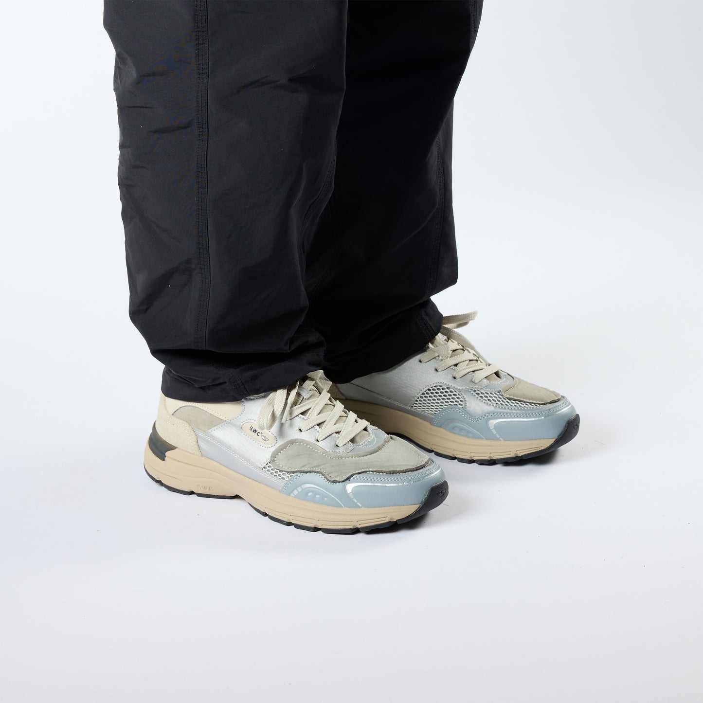 AMIEL II NYLON OVERLAY SILVER GREY