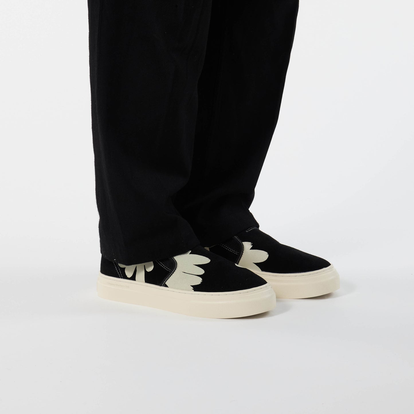 LISTER CUP SHROOMHANDS SUEDE BLACK-ECRU