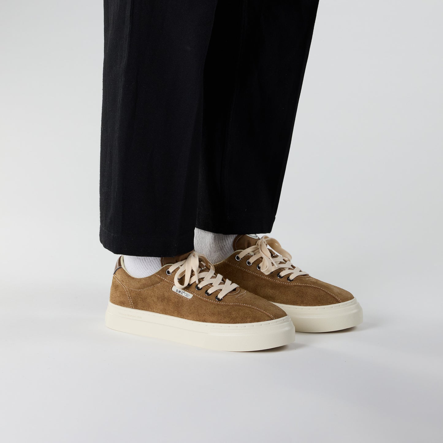 DELLOW 02 CUP SUEDE BROWN