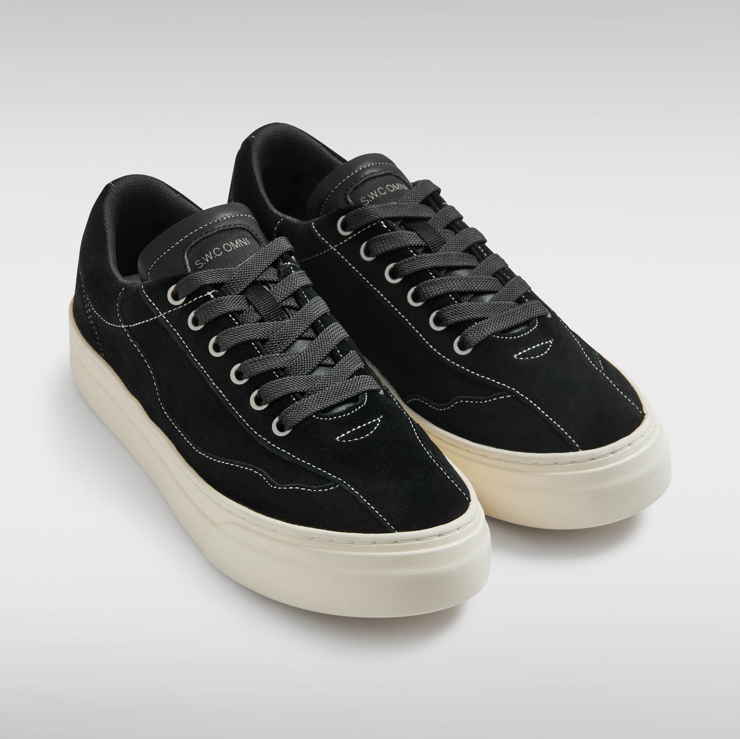 OM1b - Dellow Omni - Silk Suede - Black