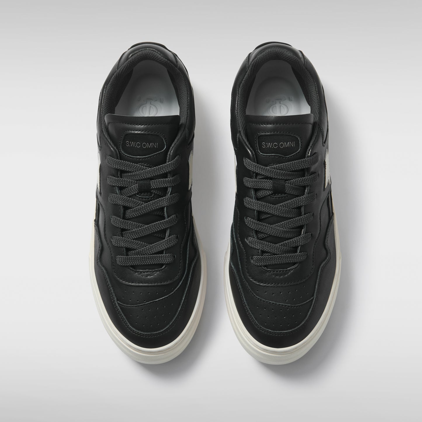 OM4a - Pearl Omni S-Strike - Calf Leather - Black