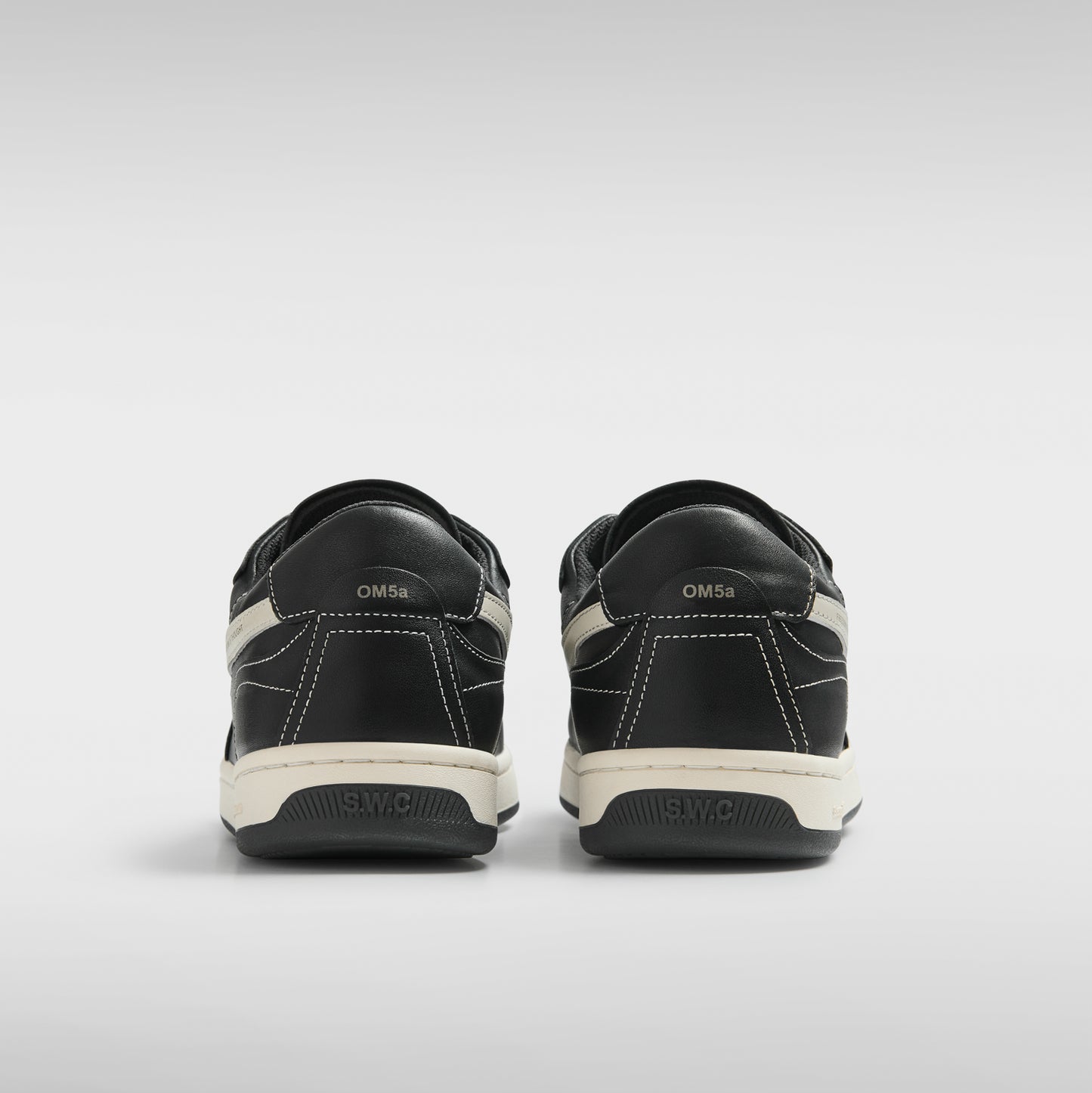 OM5a - Pro-Cup 01 Omni S-Strike - Calf Leather - Black