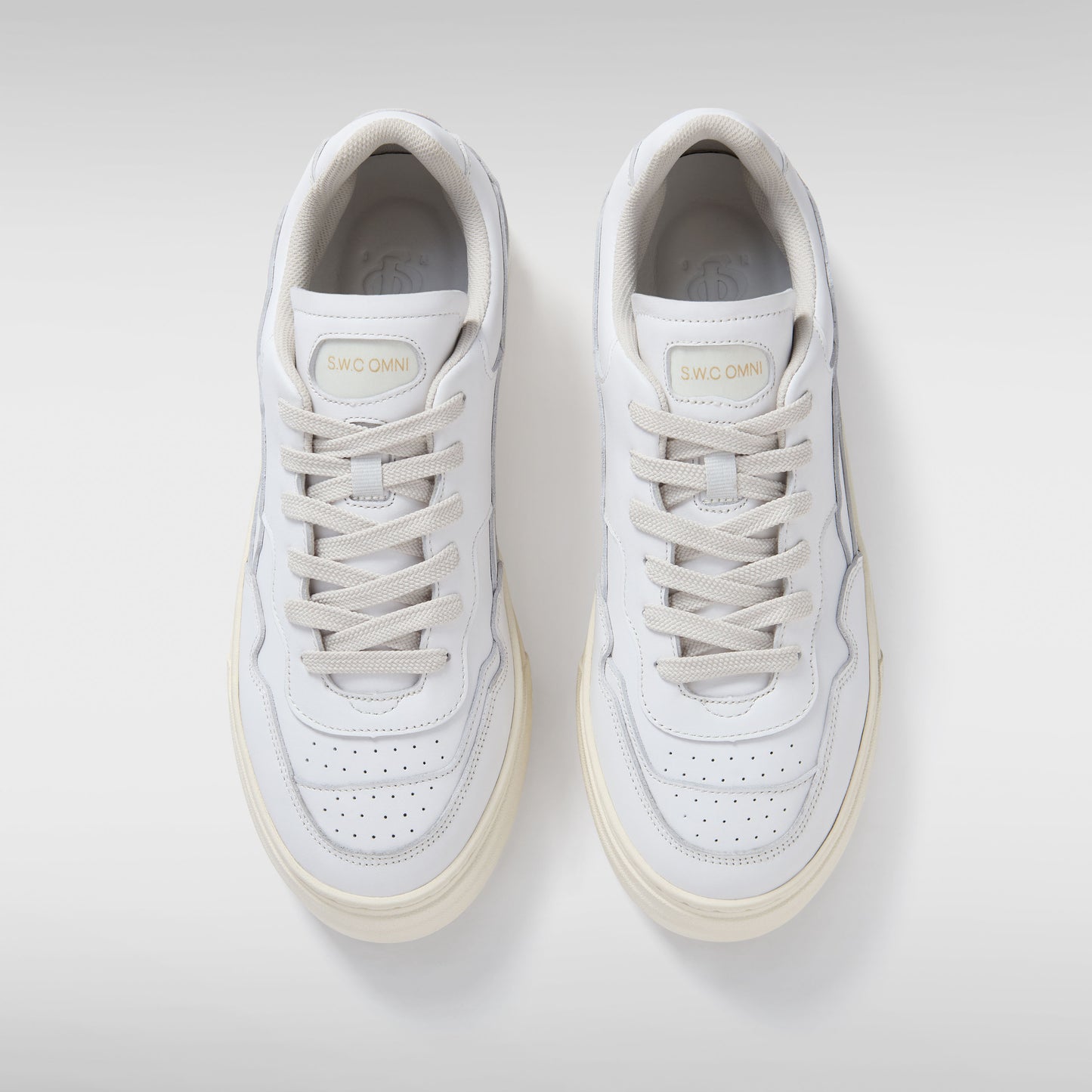 OM6b - Pearl Omni - Calf Leather - White