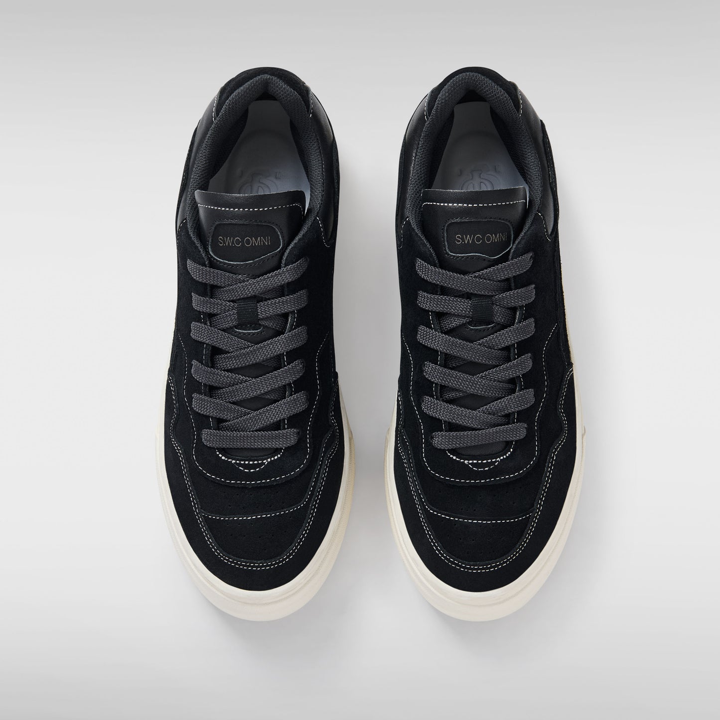 OM6c - Pearl Omni - Silk Suede - Black