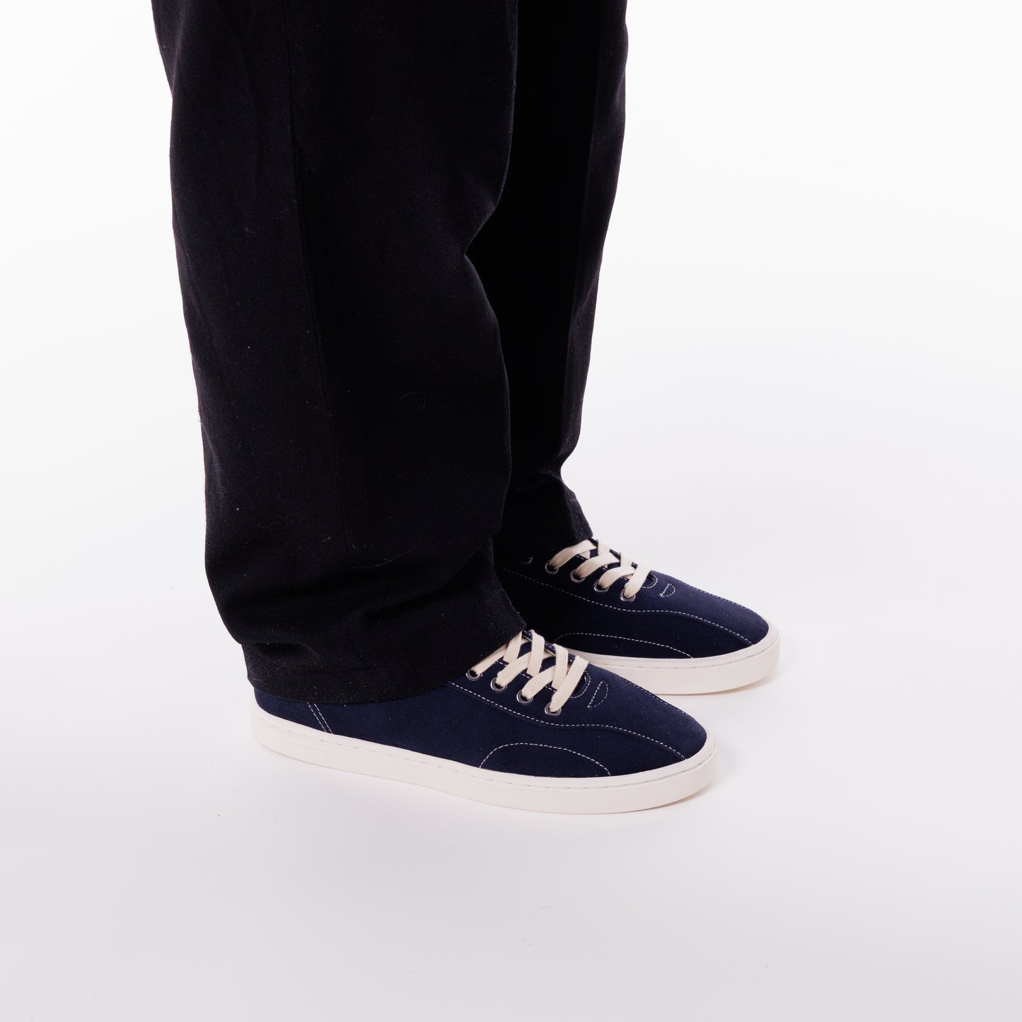 SURMA SUEDE NAVY