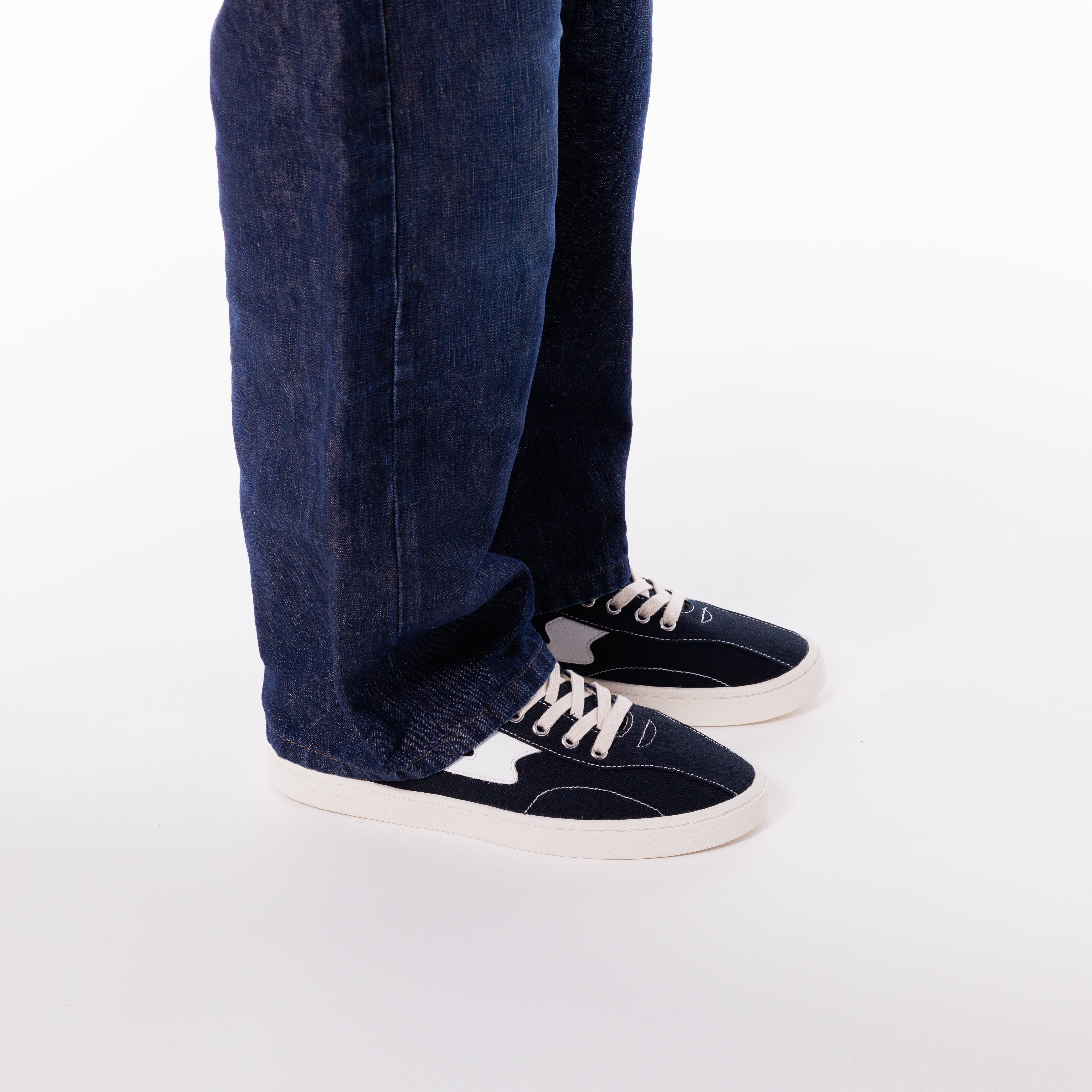 SURMA S-STRIKE CANVAS BLACK – S.W.C - Stepney Workers Club