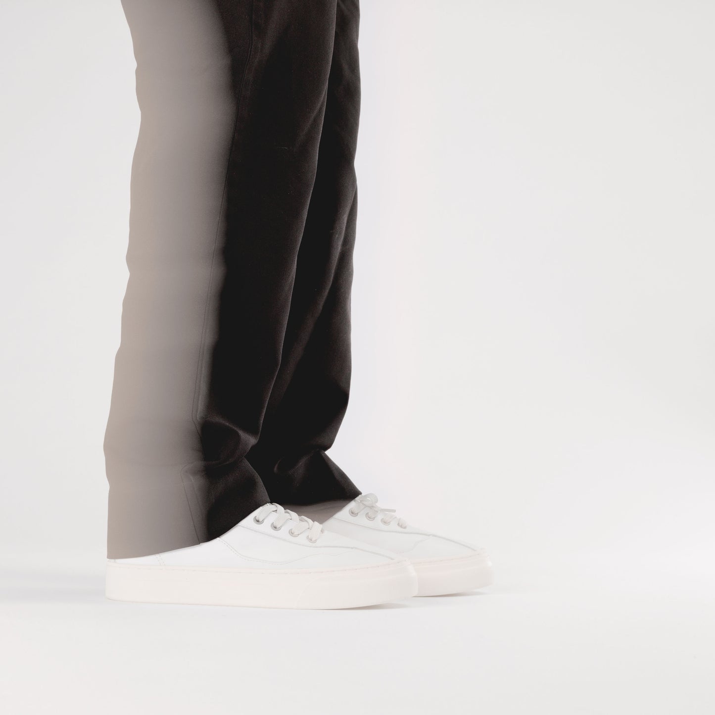 OM1c - Dellow Omni - Calf Leather - White