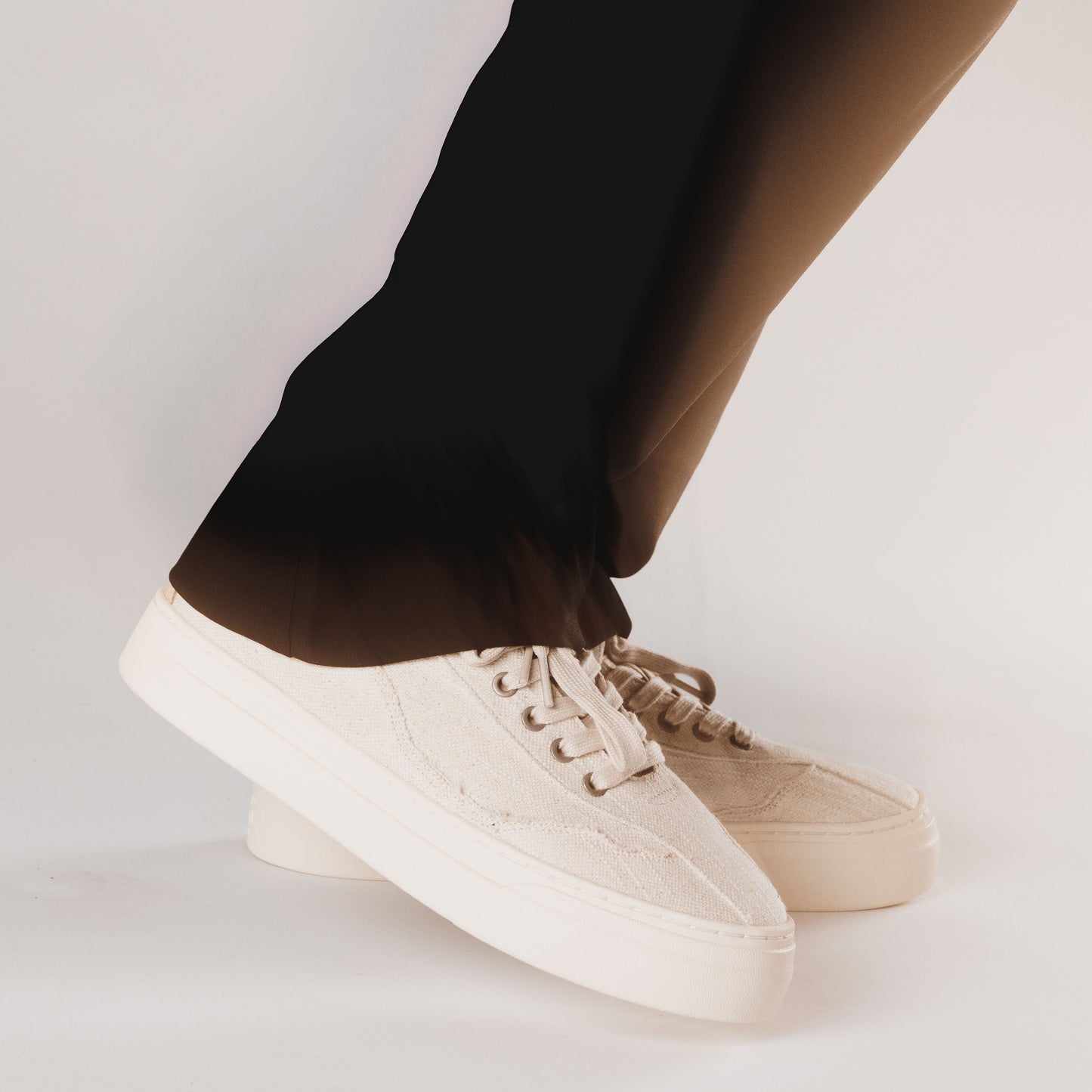 OM1e - Dellow Omni - Sand Wash Canvas - Natural
