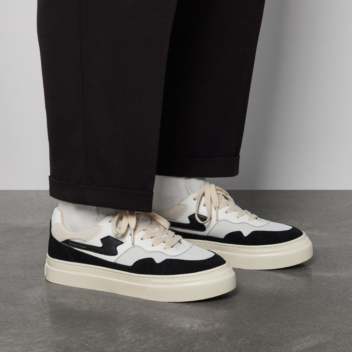 Pearl S-Strike Suede Mix White Black on foot